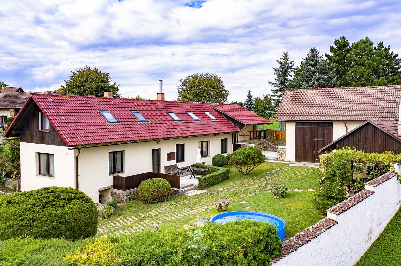 Chata k pronajmutí - Leškovice