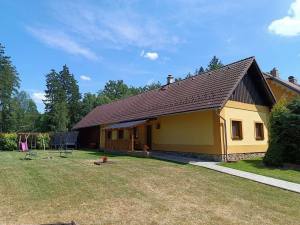 Chalupa u hájenky Vršková - Val