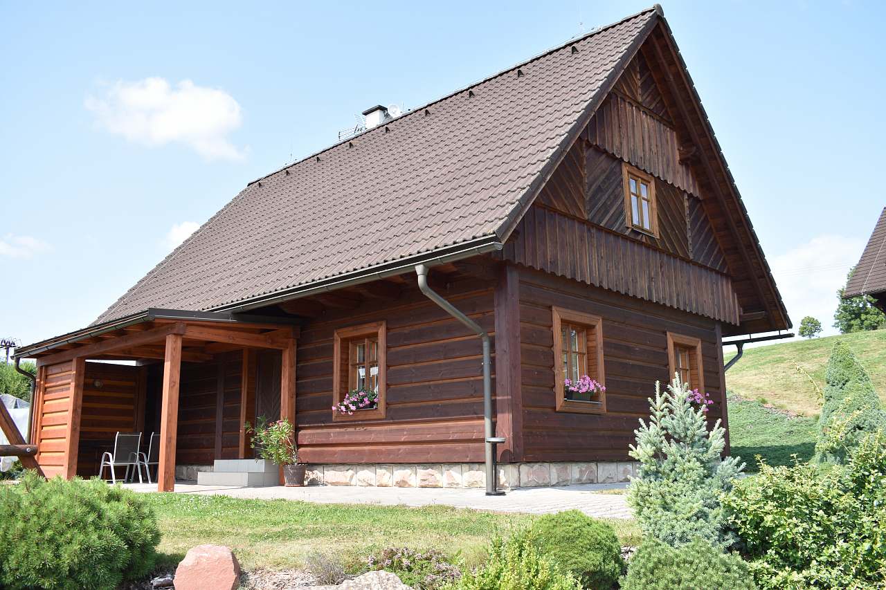 Roubenka Na Skále - Bělá