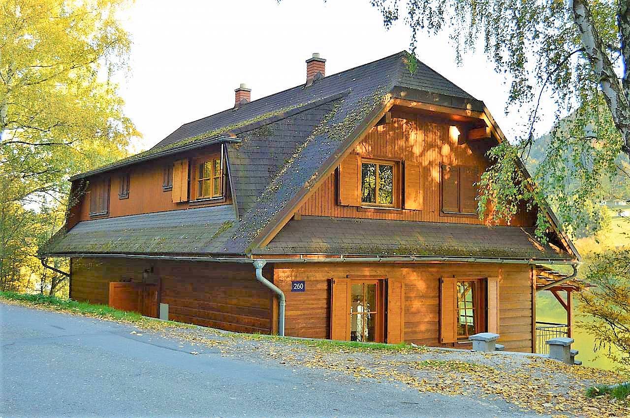 Chata u přehrady - Bystřička