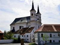 PŘÁTELÉ - vinný sklep - Drnholec