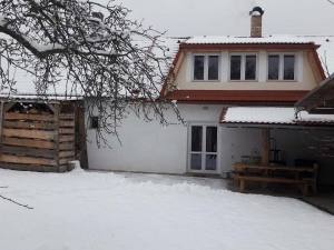 Chalupa k pronajmutí - Nezdice na Šumavě