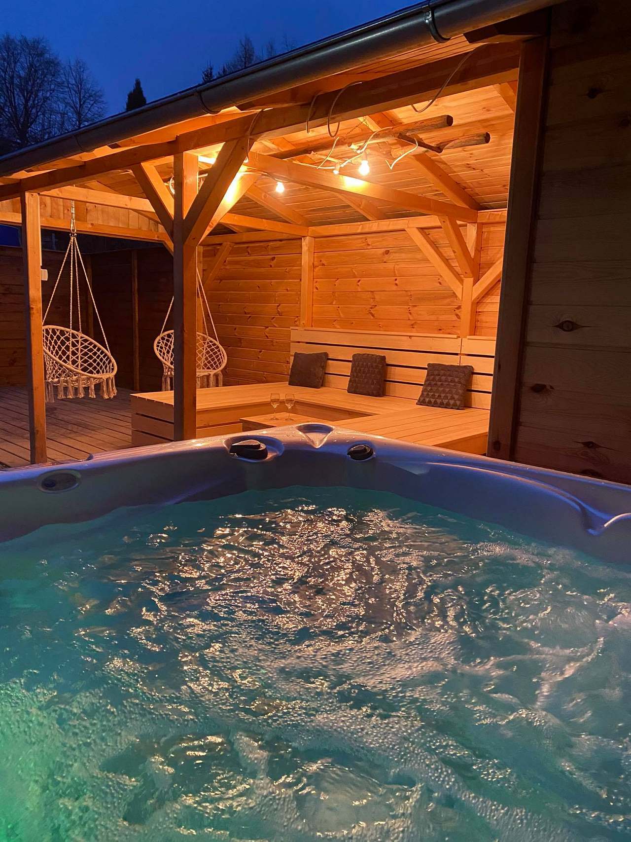 UBYTOVÁNÍ S WELLNESS - Dolní Dobrouč